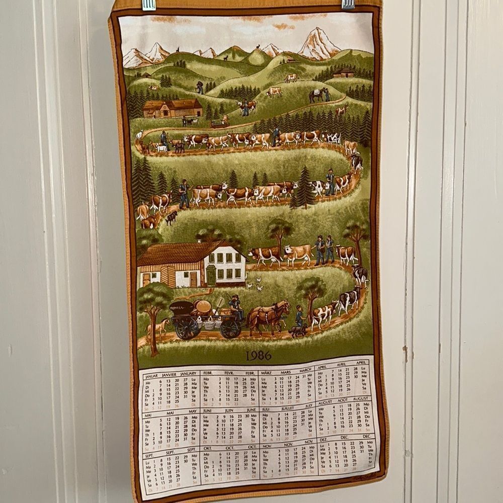 Vintage 1986 Fisby-Stoffels calendar tea towel with European scene of‎ cows